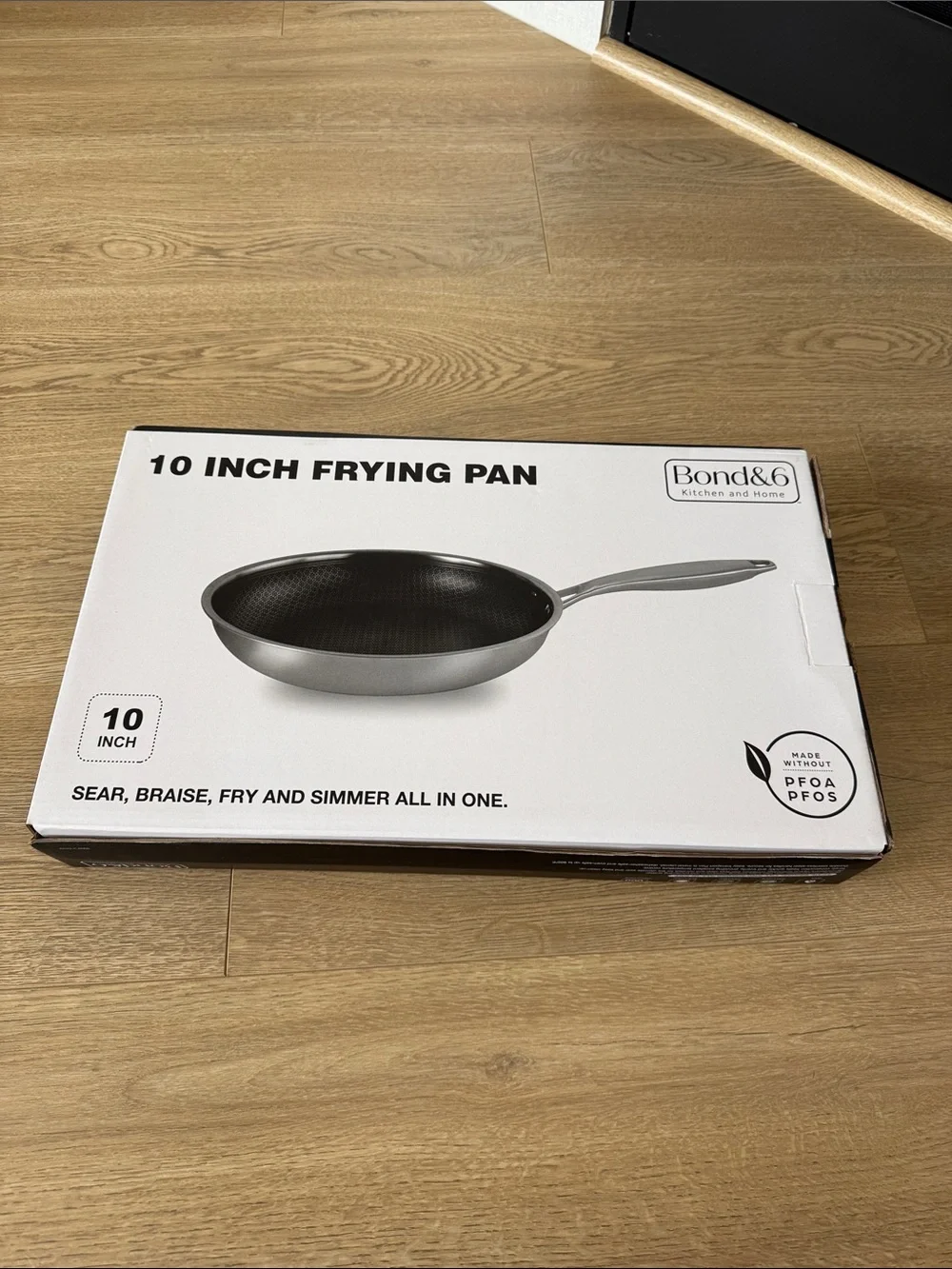 Bond & 6 10-Inch Frying Pan